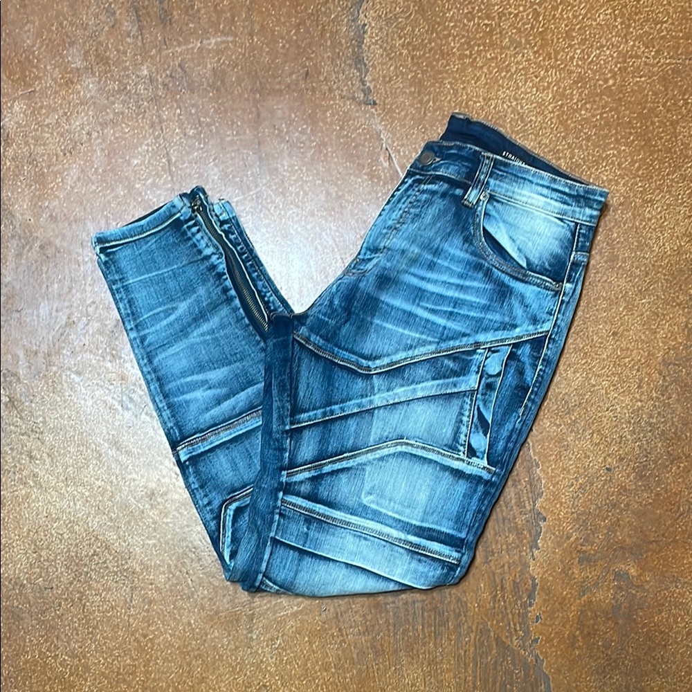 Copper Rivet - Mens Straight Fit Jeans, size 34W x 32L US mens, color blue.